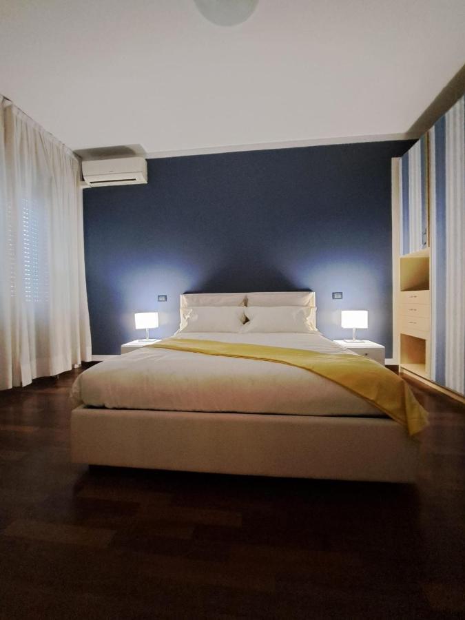 Fancy Monique Apartamento